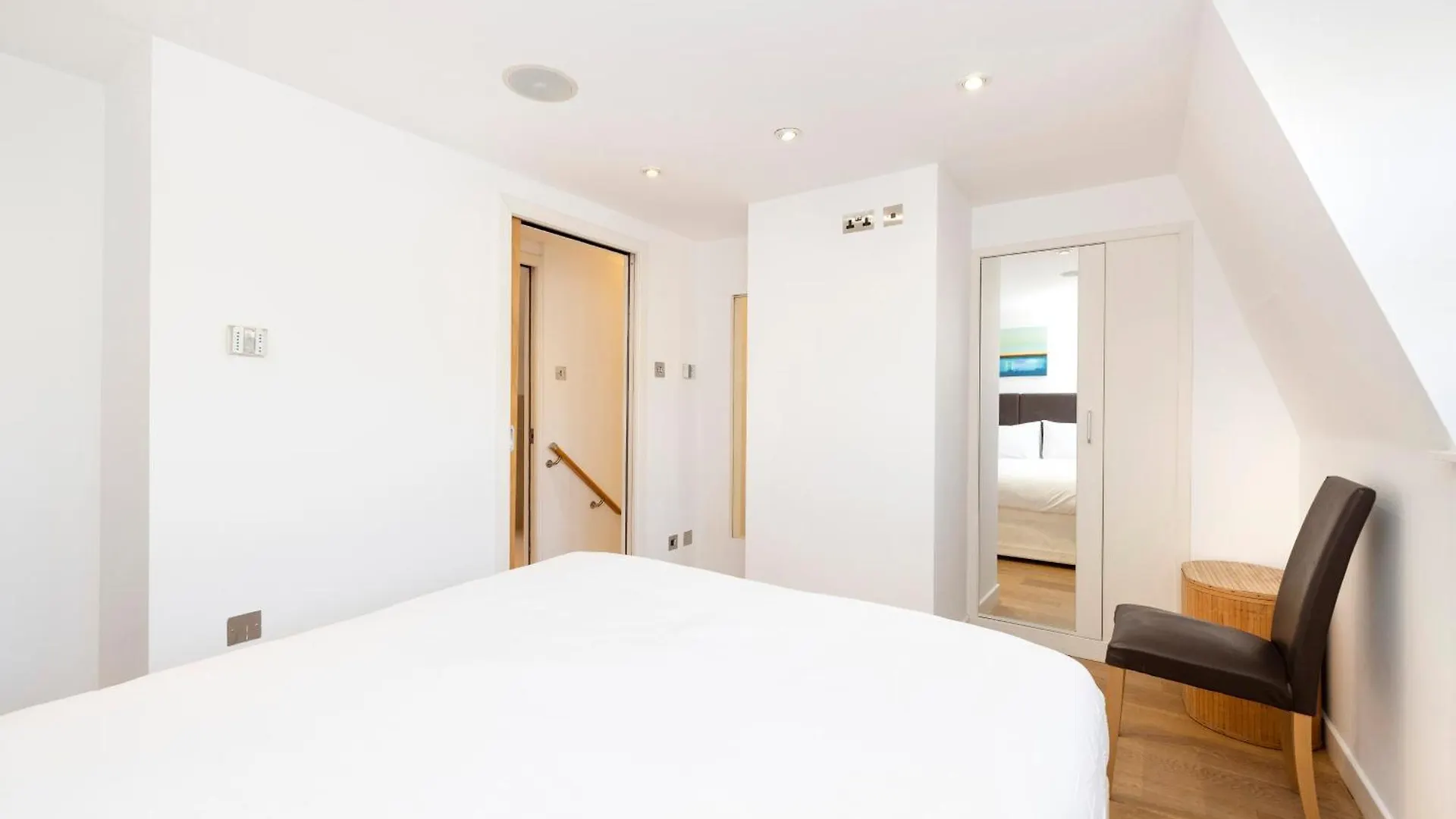 Joivy Superb Flats In The Heart Of Edinburgh Διαμέρισμα